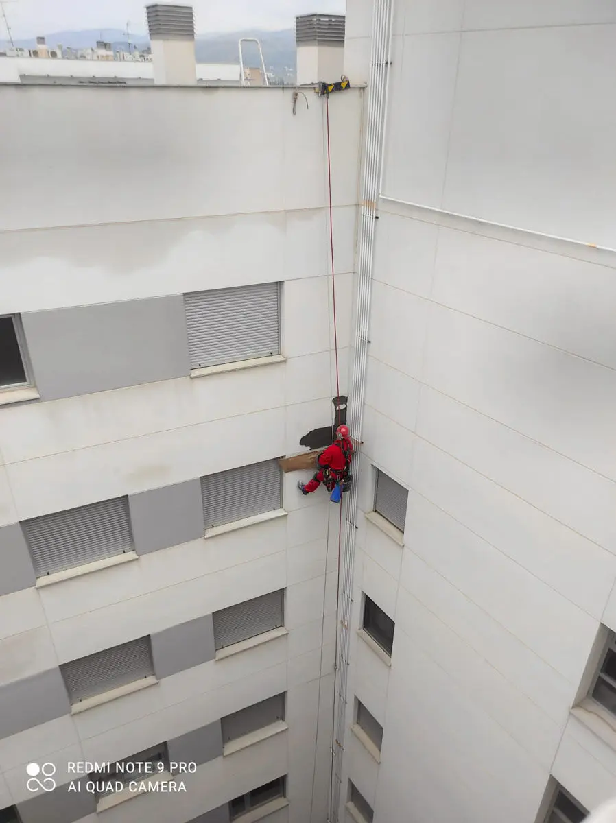 Plena Trabajos Verticales